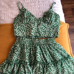 Princess Polly shah set in green